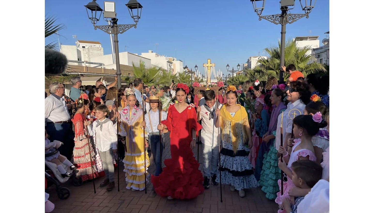 PROCESIÓN CRUZ DE MAYO CEIP REYES CATÓLICOS