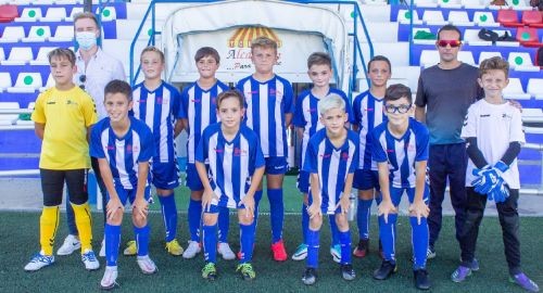 LAS ESCUELAS DEPORTIVAS MUNICIPALES ESTRENAN NUEVAS EQUIPACIONES PARA PARTIDOS