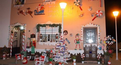 25 PARTICIPANTES EN EL I CONCURSO DE FACHADAS Y BALCONES NAVIDEÑOS