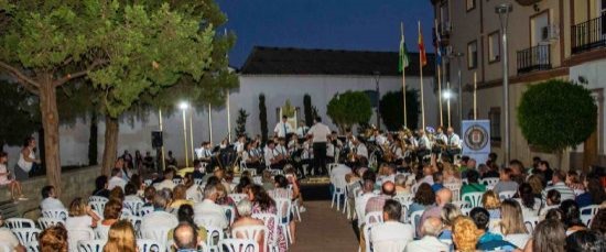 PASODOBLES Y COPLAS EN EL CONCIERTO DE LA BANDA MUNICIPAL DE MÚSICA