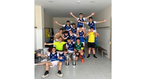 CD BOLLULLOS FUTSAL CAMPEÓN DE COPA Y SUPERCOPA CADETE FUTSAL