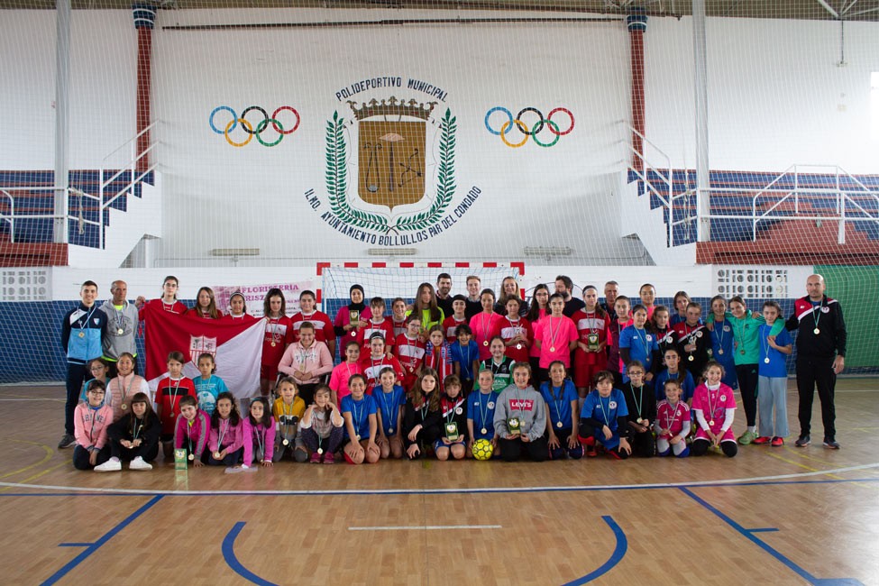 BOLLULLOS ACOGIÓ EL I TROFEO ESCUELA SUPERIOR DE IGUALDAD REAL DE FUTSAL FEMENINO