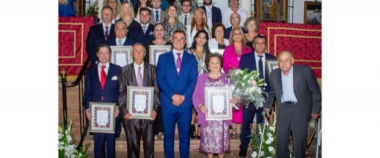 LA CIUDAD RINDIÓ UN SENTIDO HOMENAJE A LOS BOLLULLEROS DEL AÑO