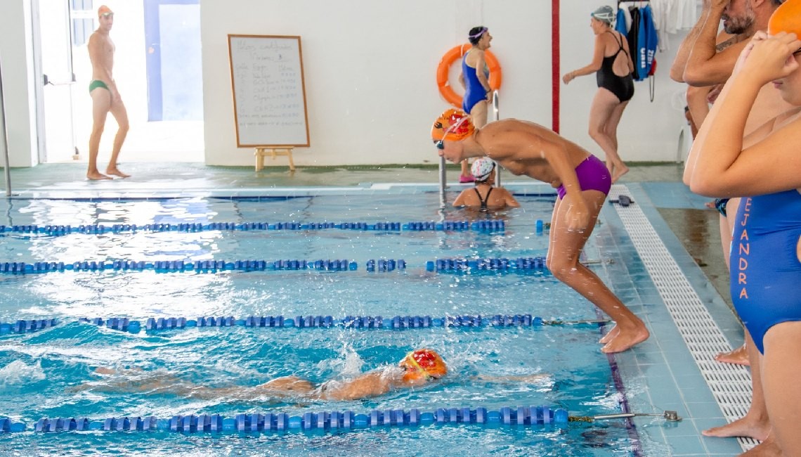 24 HORAS SOLIDARIAS DE NATACIÓN DE BOLLULLOS