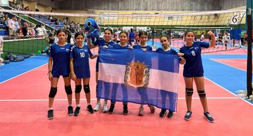 EL EQUIPO FEMENINO ALEVÍN DE BOLLULLOS PODIUM EN EL OPEN ANDALUZ