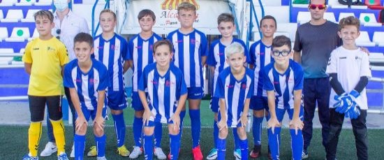 LAS ESCUELAS DEPORTIVAS MUNICIPALES ESTRENAN NUEVAS EQUIPACIONES PARA PARTIDOS