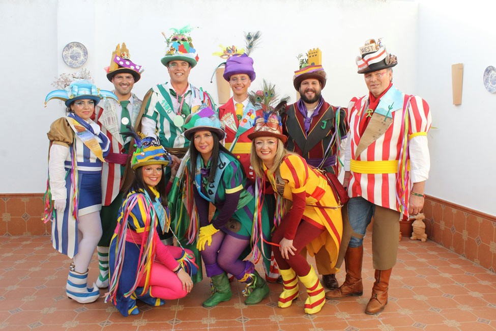 Y EL CARNAVAL DE BOLLULLOS TOMÓ LAS CALLES