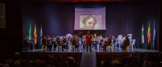 GRAN CONCIERTO DEL CONSERVATORIO DE BOLLULLOS DEDICADO A LA MUJER