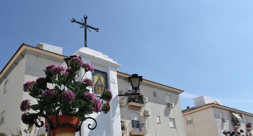 EL AYUNTAMIENTO EMBELLECE EL RETABLO URBANO DE LA SOLEDAD DE CARA A ESTA SEMANA SANTA