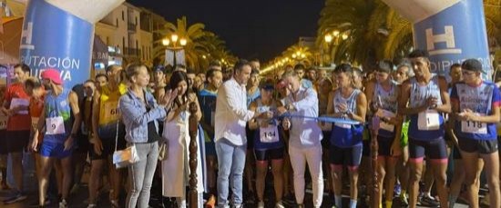 BOLLULLOS VIVIÓ EL ESPECTÁCULO DE LA VII CARRERA NOCTURNA