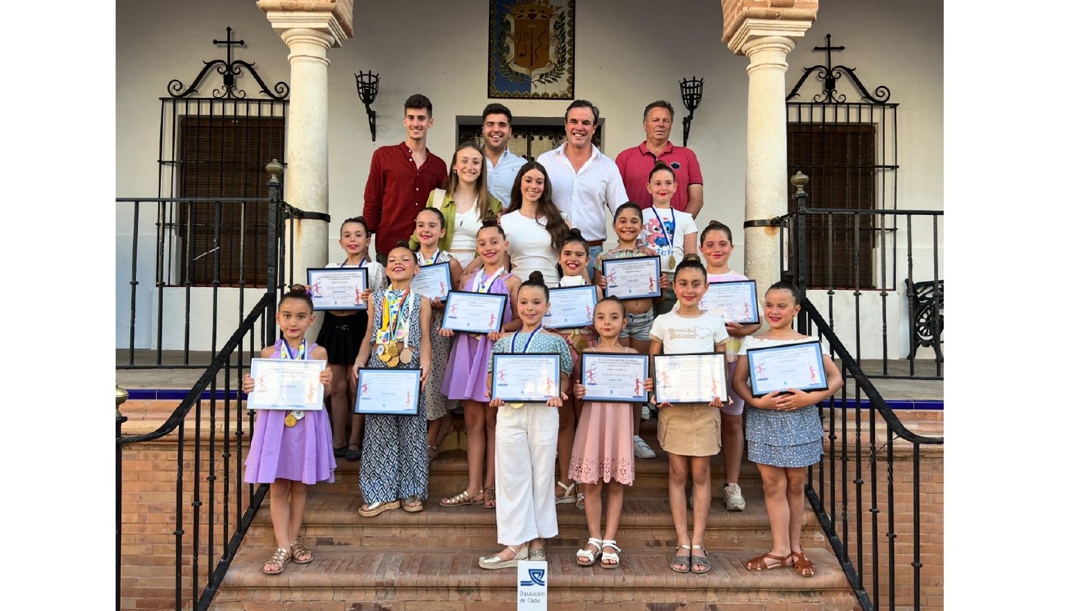 RECONOCIMIENTO A LAS JÓVENES CAMPEONAS DE GIMNASIA RÍTMICA