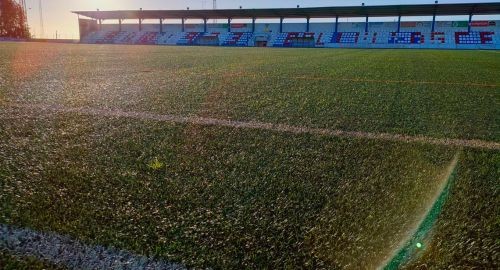 NUEVO MANTENIMIENTO DEL CÉSPED DEL ESTADIO ELOY ÁVILA CANO Y MEJORAS EN LAS INSTALACIONES