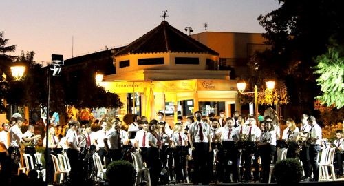 LA BANDA FILARMÓNICA CIUDAD DE BOLLULLOS PONE COLOFÓN A UN VERANO DE MÚSICA