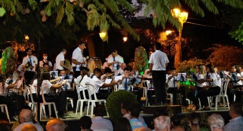 LA BANDA MUNICIPAL DE MÚSICA ACTUÓ ANOCHE DENTRO DEL PROGRAMA CULTURAL VERANO 2021