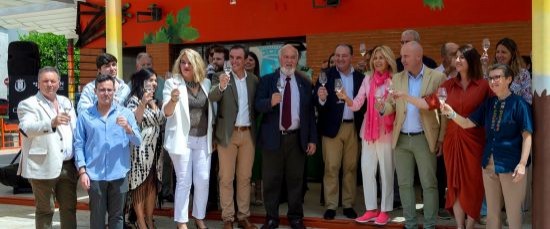 BRINDIS COLECTIVO EN BOLLULLOS POR LA D.O DE VINOS DEL CONDADO DE HUELVA