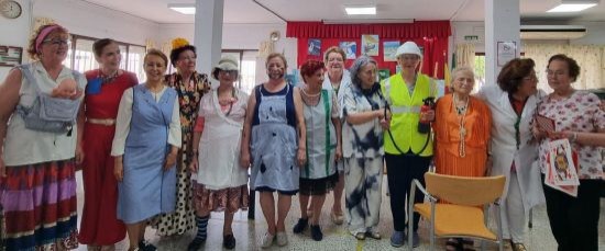 CLAUSURA DE TALLERES EN EL CENTRO DE MAYORES DE BOLLULLOS