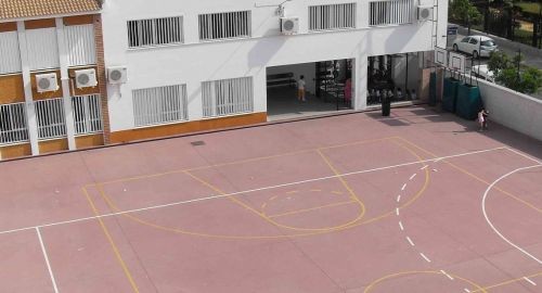 ABIERTOS 2 CENTROS EDUCATIVOS DURANTE EL VERANO PARA ACTIVIDADES GRATUITAS DEPORTIVAS