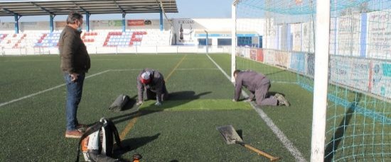 TRABAJOS DE MANTENIMIENTO DEL CÉSPED ARTIFICIAL DEL ESTADIO ELOY ÁVILA CANO