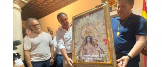 PRESENTACIÓN CARTEL DEL DÍA DE LA VIRGEN