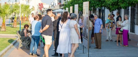 EXPOSICIÓN "RECUERDOS DEL 50 ANIVERSARIO DE LA CORONACIÓN DE LA VIRGEN DE LAS MERCEDES”