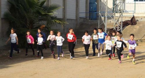 ÉXITO DE LAS MINI OLIMPIADAS DEL CLUB ATLETISMO BOLLULLOS