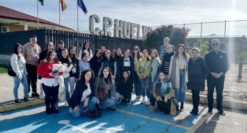 VISITA DEL ALUNMNADO DEL IES DELGADO HERNÁNDEZ AL CENTRO PENITENCIARIO DE HUELVA