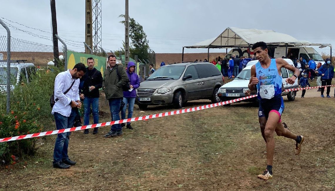 BUEN PAPEL DEL CLUB ATLETISMO BOLLULLOS EN EL CAMPEONATO ANDALUZ DE CROSS