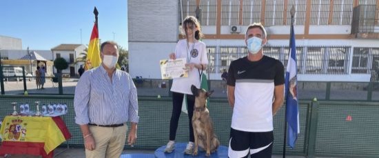 PRUEBA OFICIAL DE EXHIBICIÓN DE PERROS CLASIFICATORIA PARA EL CAMPEONATO DE ESPAÑA