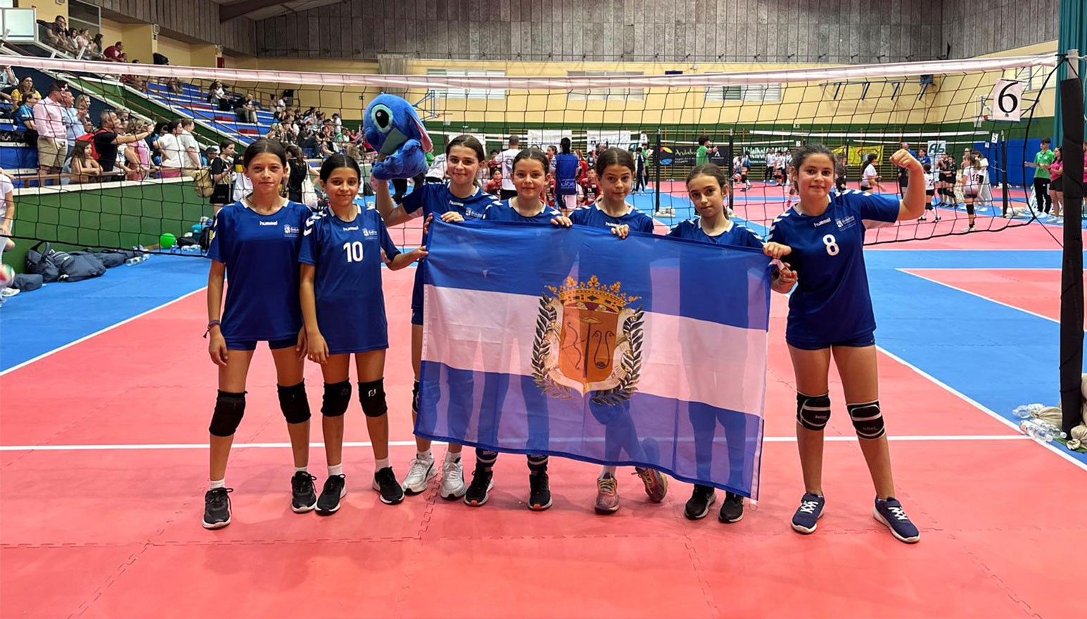 EL EQUIPO FEMENINO ALEVÍN DE BOLLULLOS PODIUM EN EL OPEN ANDALUZ