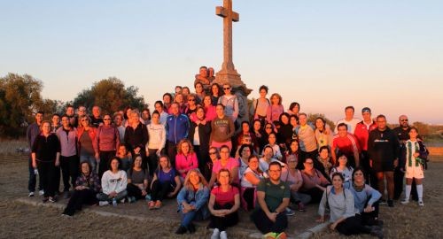 GRAN PARTICIPACIÓN EN LA RUTA DE SENDERISMO A LA CRUZ DE MONTAÑINA