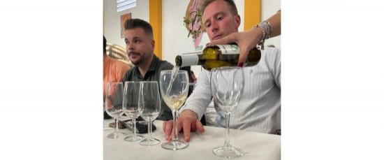 70 JÓVENES DISFRUTARON DE LA I CATA DE VINOS PARA JÓVENES