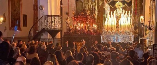 LA REAL HERMANDAD DEL SANTO ENTIERRO REALIZÓ UN ACTO DE PIEDAD EL VIERNES SANTO